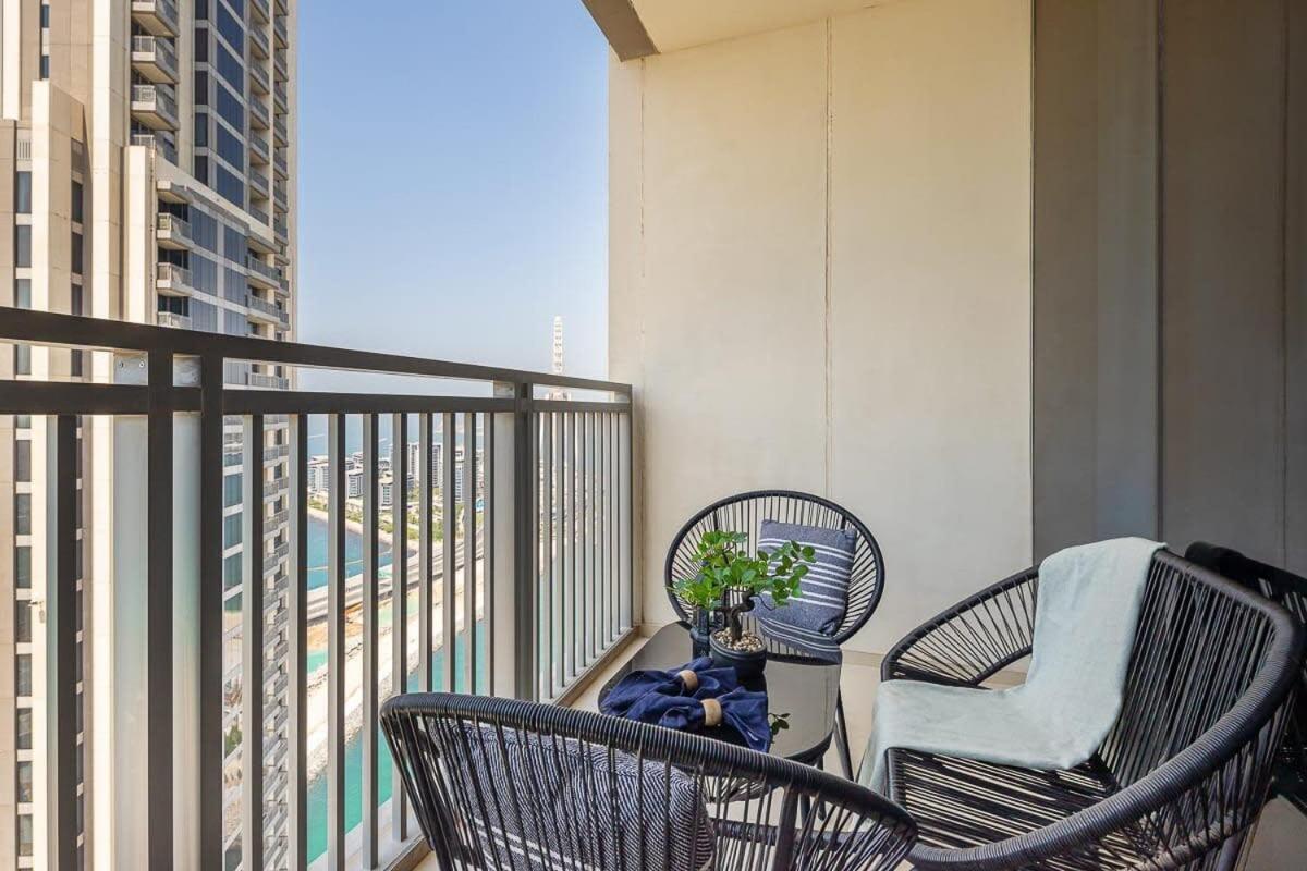 Frank Porter - 5242 Emaar Tower Dubaï Extérieur photo